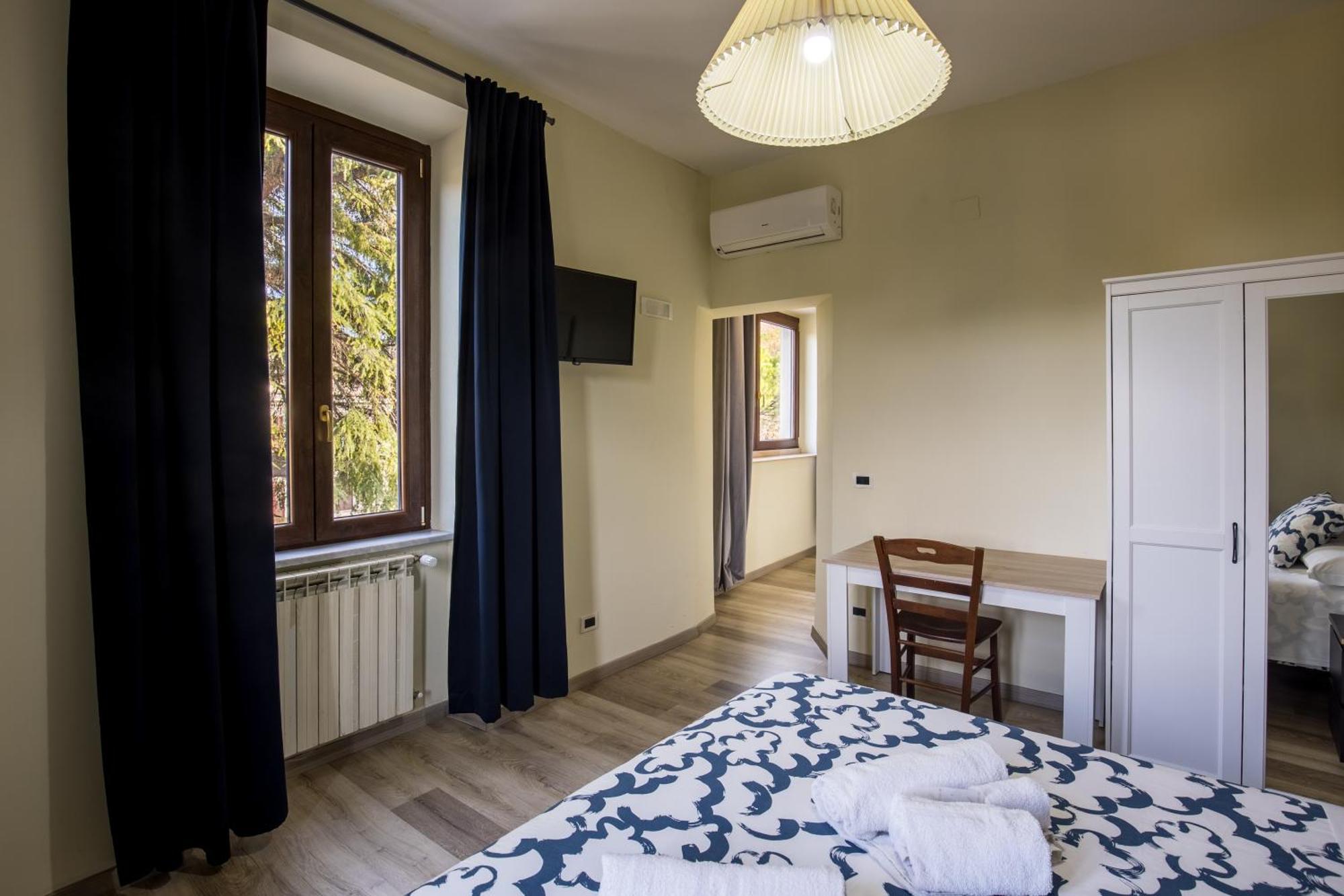 Palazzo Santori Hotel Тиволи Екстериор снимка