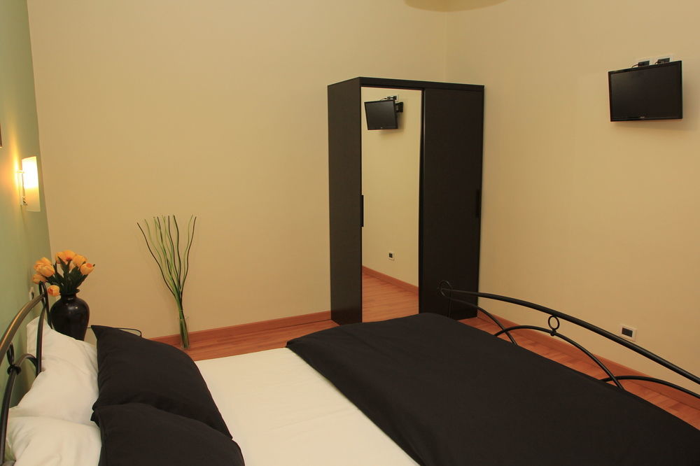 Palazzo Santori Hotel Тиволи Екстериор снимка